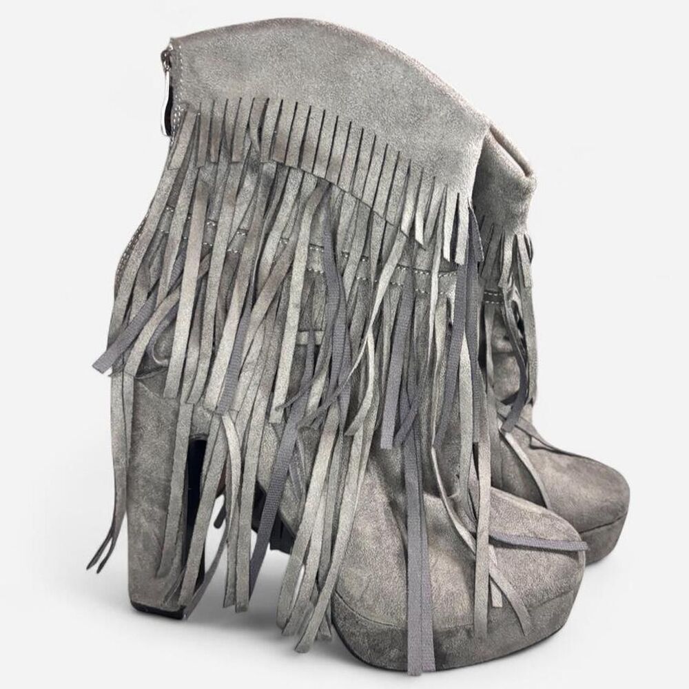 Unbranded Women's Grey Boots